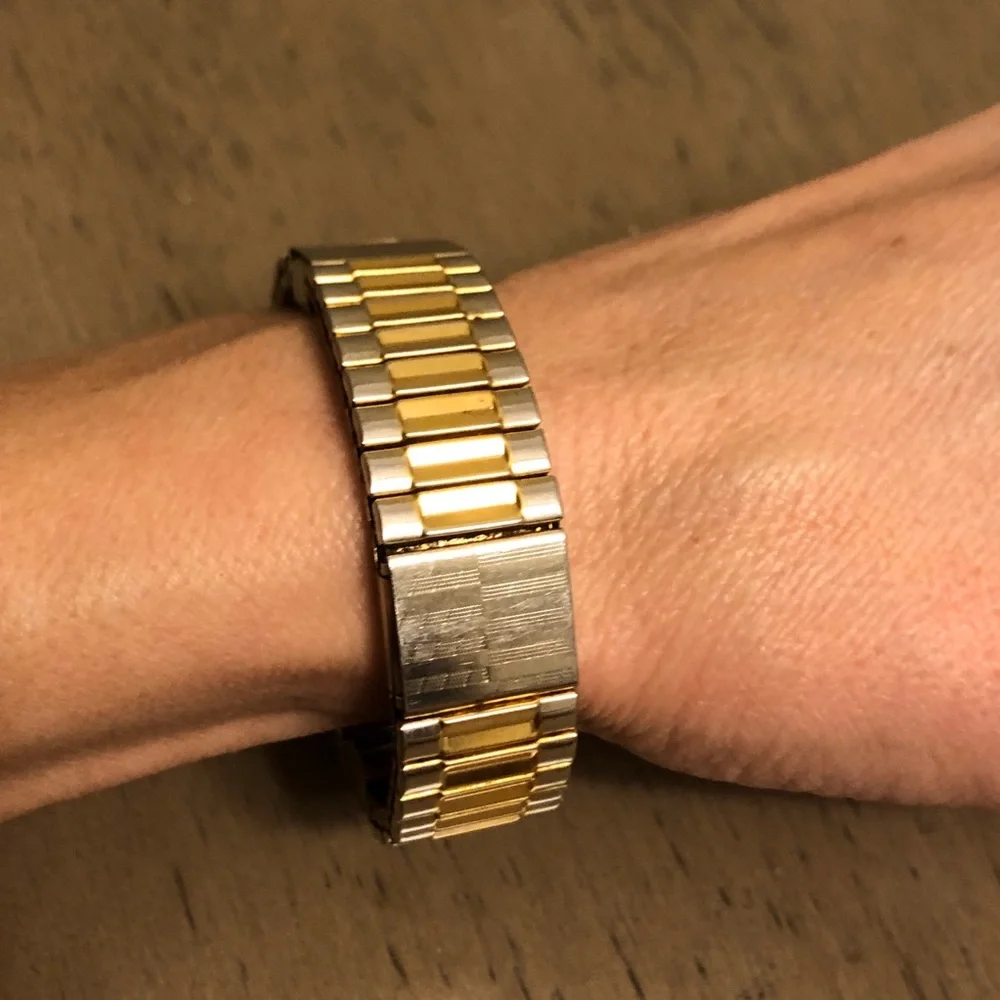 Gold and Silver Tone Men’s Metal Stretch Bracelet